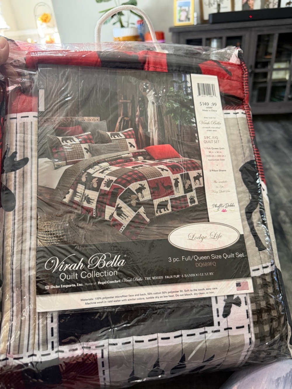 Virah Bella 'Lodge Life' Quilted Full/Queen Set in Red, Black, Cream